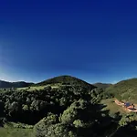 Alojamento de Acomodação e Pequeno-almoço Le Volcan Des Sens, D'hotes De Luxe Et Privatif