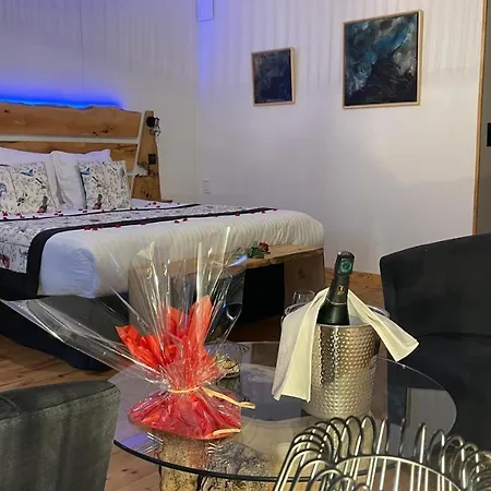 Le Volcan Des Sens, D'hotes De Luxe Et Privatif Torsiac