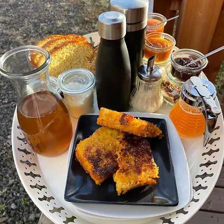 Le Volcan Des Sens, D'hotes De Luxe Et Privatif Bed & Breakfast 4*