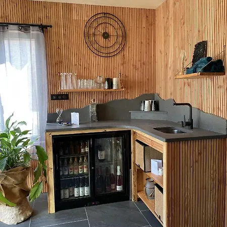 Le Volcan Des Sens, D'hotes De Luxe Et Privatif Bed & Breakfast Torsiac