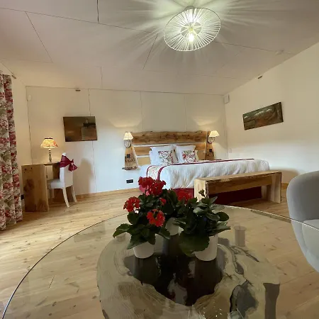 Le Volcan Des Sens, D'hotes De Luxe Et Privatif לינה וארוחת בוקר 4*