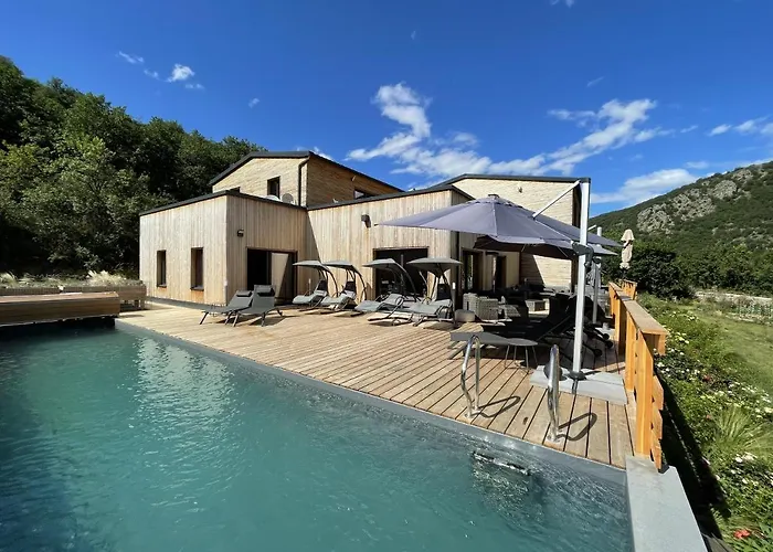 Le Volcan Des Sens, D'hotes De Luxe Et Privatif Torsiac